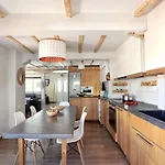 Limanaki Villa *